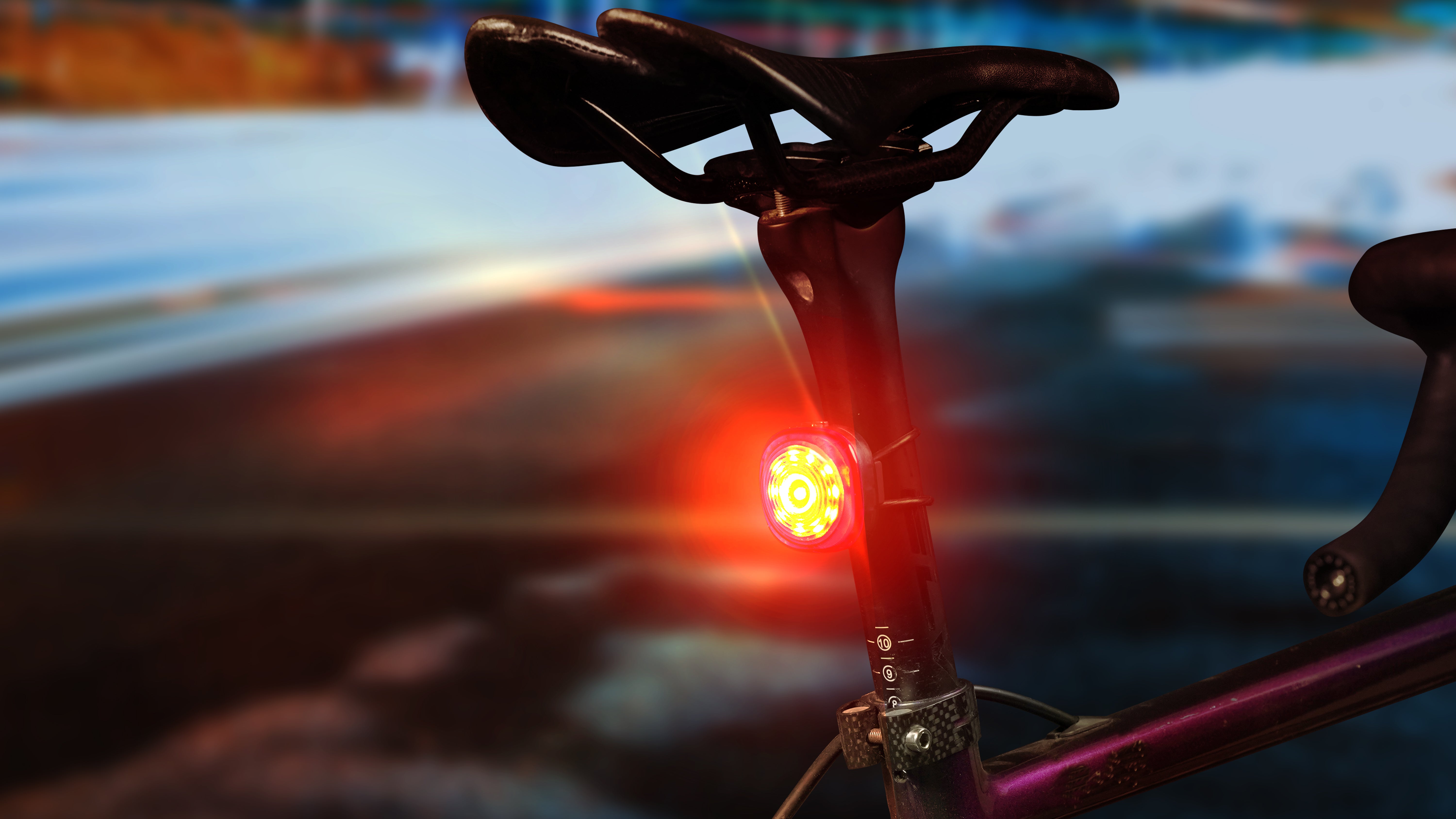 IGPSPORT TL30 luz trasera de bicicleta inteligente