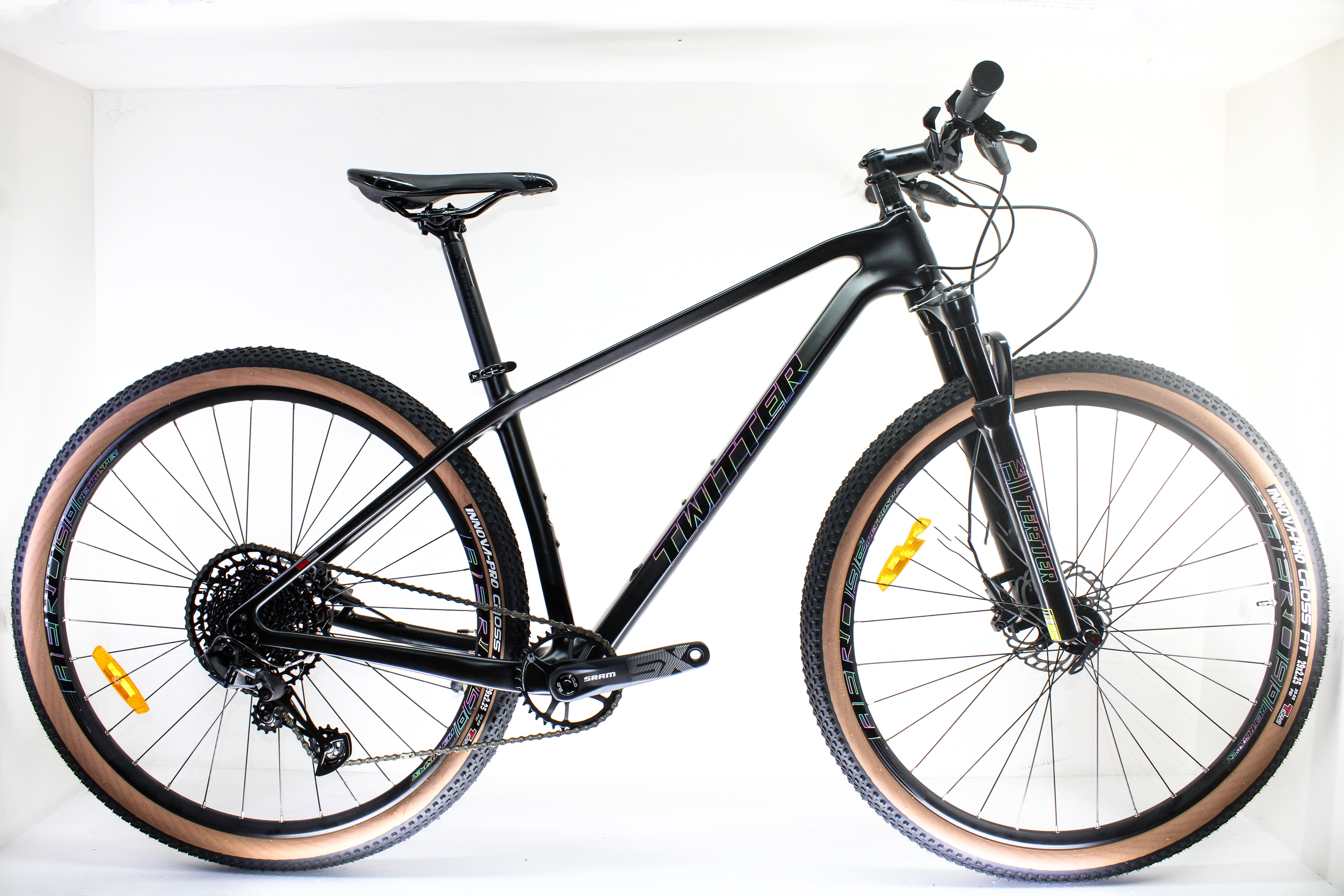 Warrior pro, SRAM  1x12 velocidades