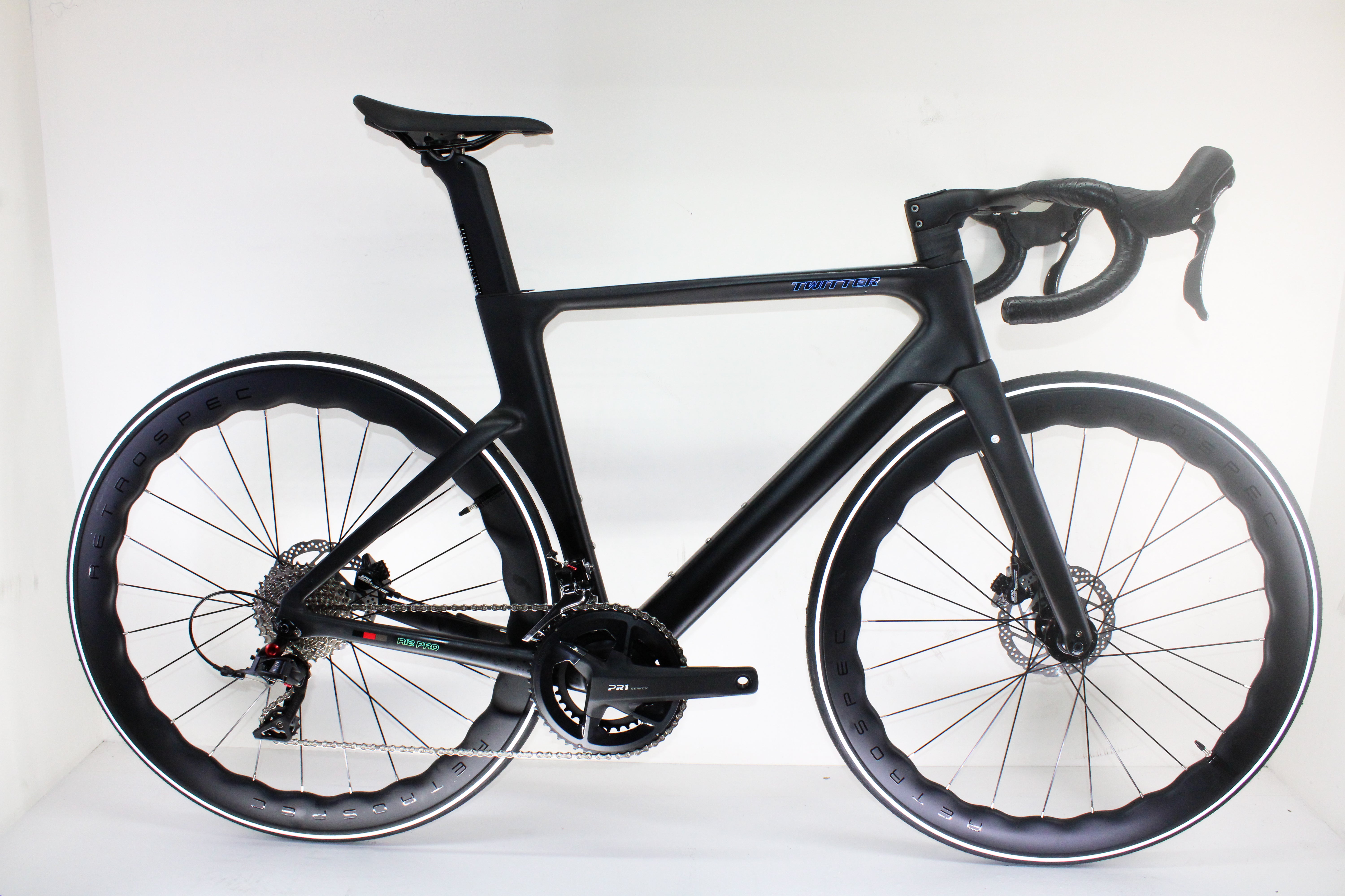 TWITTER R12 full carbono, grupo retrospec 12v hidráulicos