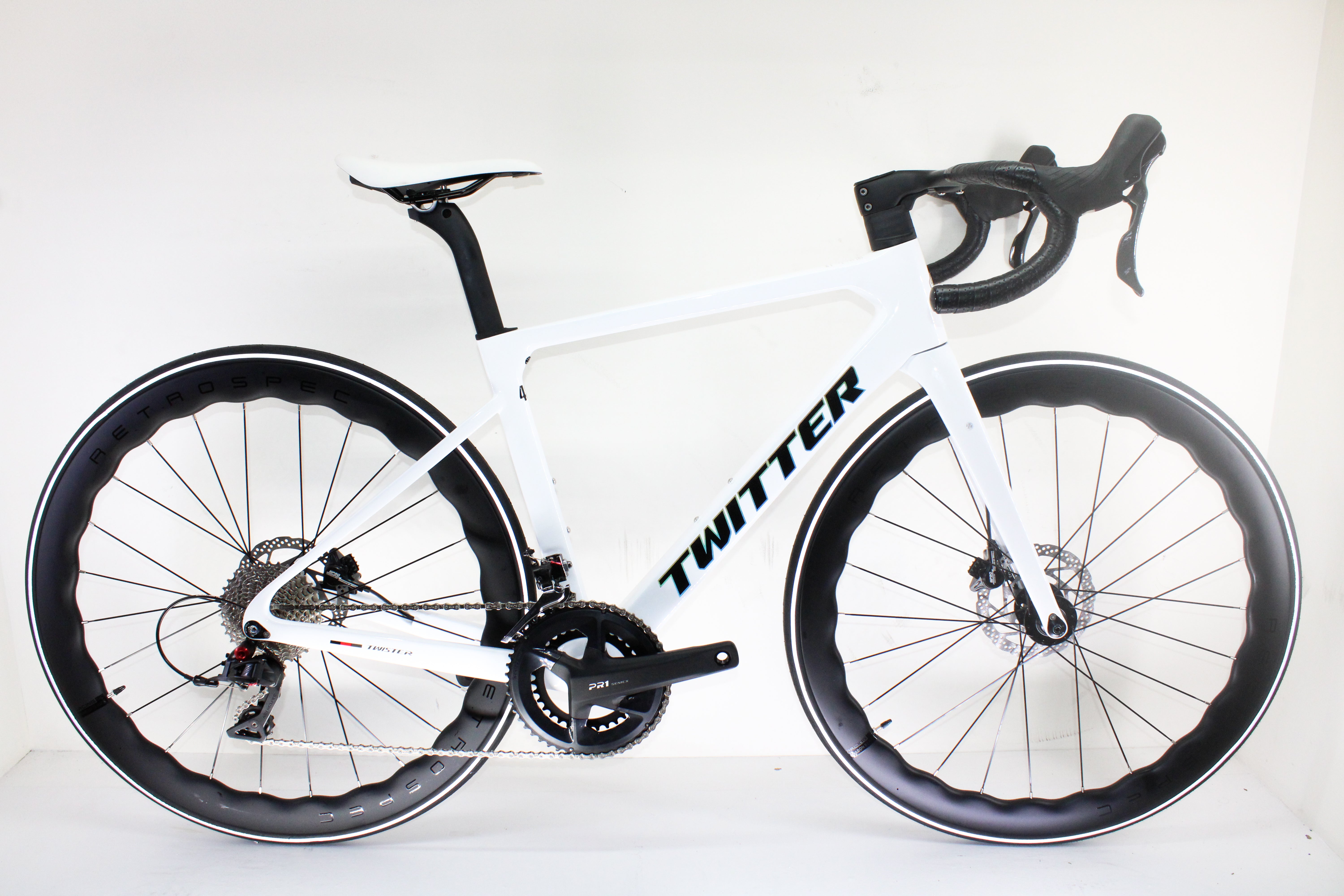 TWITTER STEALTH PRO full carbono, grupo retrospec 12v hidráulicos