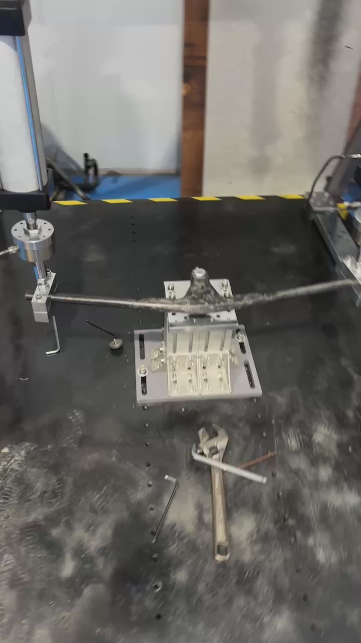 Manillar en carbono de mtb, cables internos, HB3000